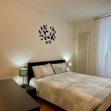 Cozy Old Town Apartamento Arco Exterior foto
